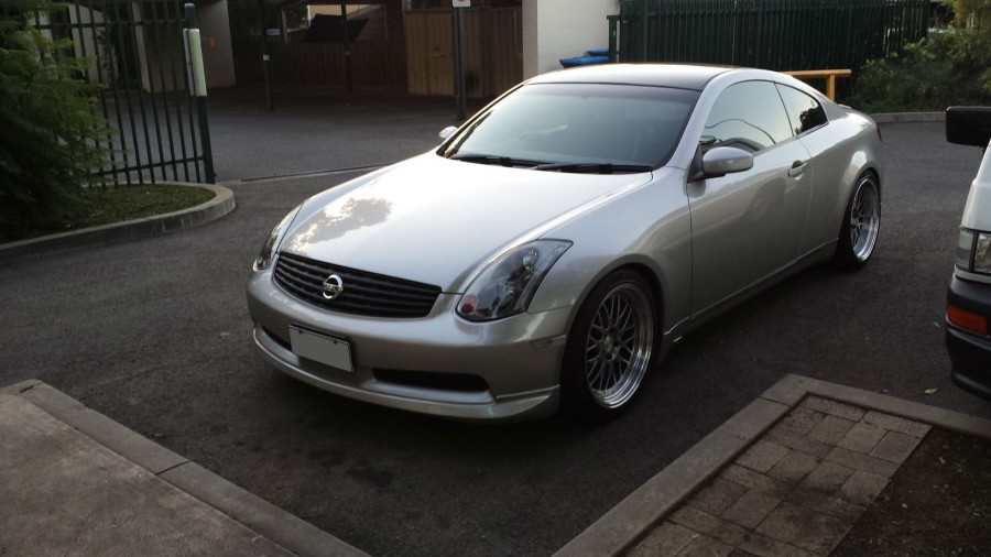 Infiniti G35 Coupe V35 Räder Varrstoen ES 1.1.2 R19 9.5J ET12 245/40 11J ET25 275/35