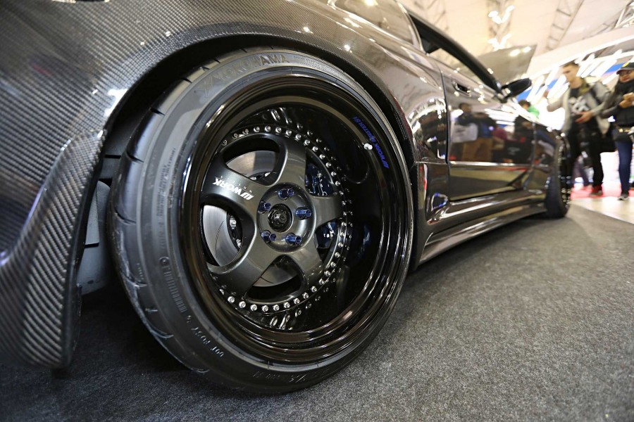 Nissan Skyline R32 Räder Work Meister S1 3P