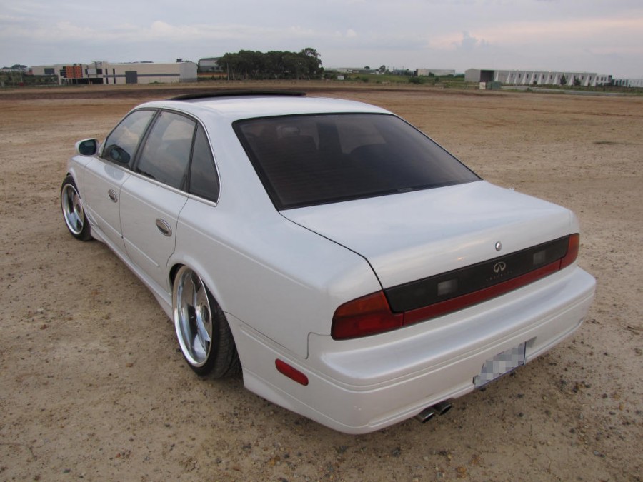 Infiniti Q45 G50 Räder Work Euroline DH R17 9J 225/45 R18 ET6 225/40