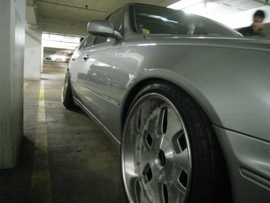 Infiniti Q45 Räder MAE Riverside Crown Jewel R18 10J ET5 235/40 11.5J ET2 245/40