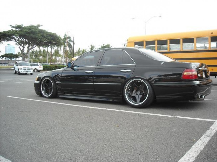 Infiniti Q45 Räder Super Star Leon Hardiritt Orden R19 9J ET-5 235/35 10J ET-6 245/35