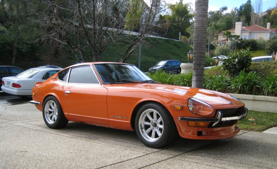 Datsun 240Z Räder Rota RB R16 8J ET4 225/50
