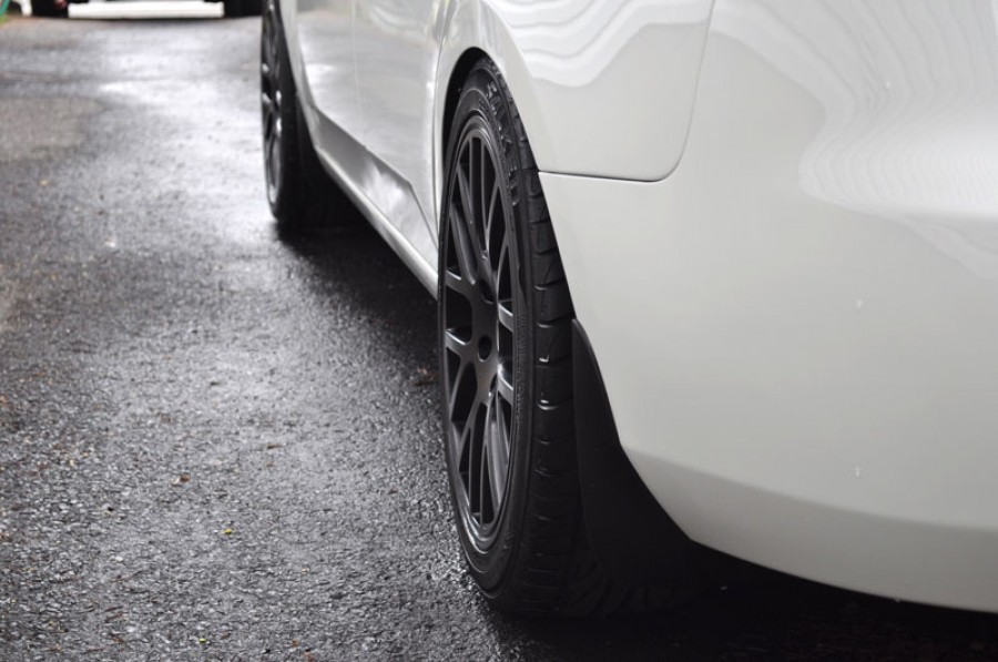 Kia Forte Sedan Räder TSW Donington R17 8J ET42 225/45