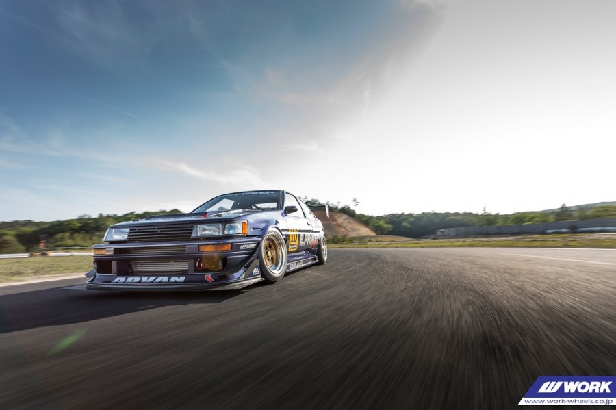 Toyota Corolla Levin AE85/AE86 Räder Work Equip 40