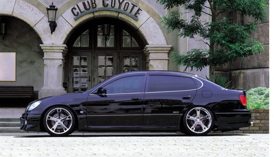 Lexus GS Räder Fabulous Various MB-5 R19 9J ET36 235/35 10J 265/30