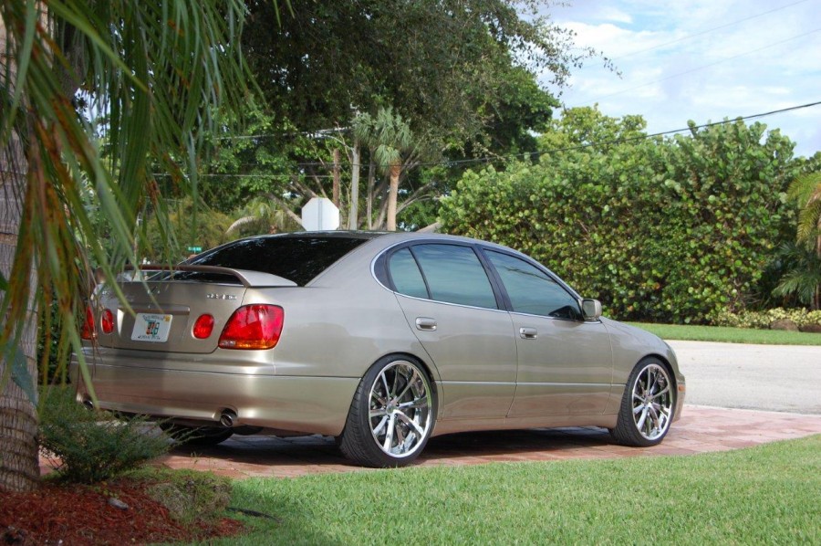 Lexus GS Räder Weds Sport Kranze Vishunu SBC R20 8.5J ET31 225/35 10J ET25
