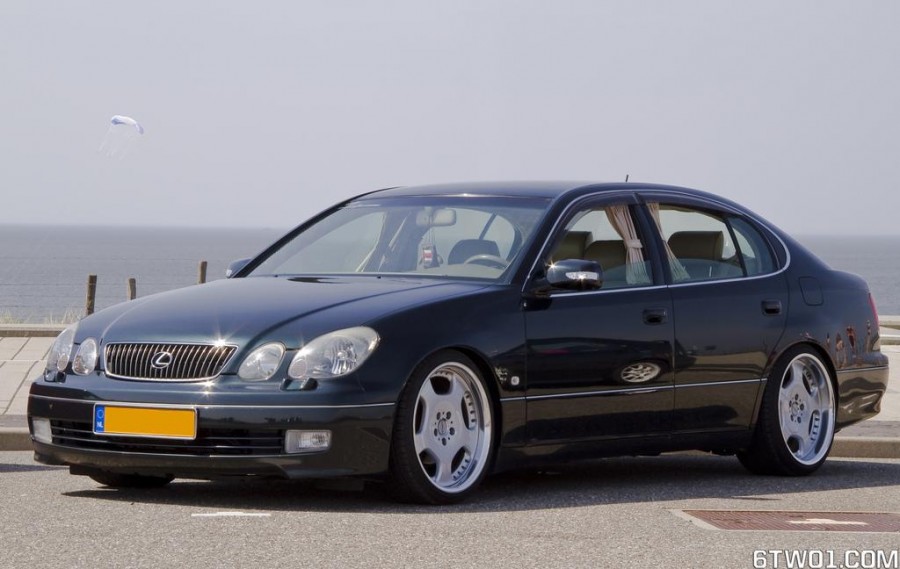 Lexus GS S160 Räder Wald D23 Duchatelet R19 9J ET24 225/35 10J 245/35
