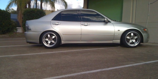 Lexus IS