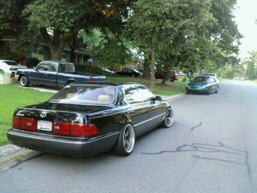 Lexus LS LS 400, XF10 Räder R18 9.5J ET-4 215/35 225/40