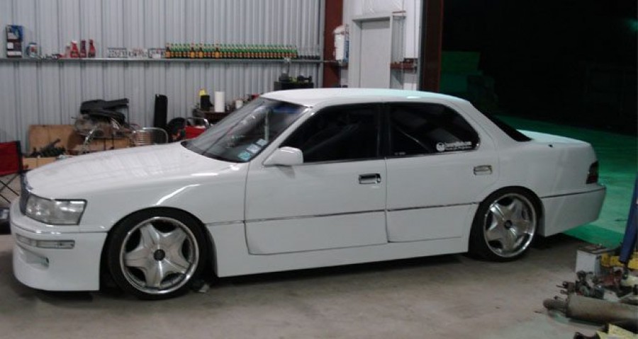 Lexus LS LS 400, XF10 Räder Crimson Linea Sport Barletta R19 8.5J ET48 235/35 9.5J ET45 255/30