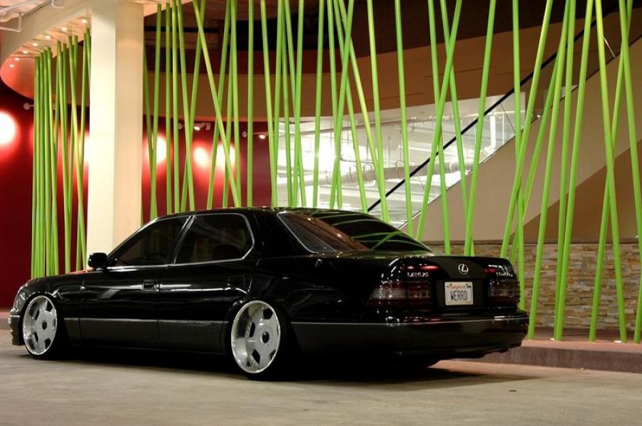 Lexus LS LS 400, XF20 Räder SSR Vienna Dish R19 9J ET37 215/35 10.5J ET6 245/35