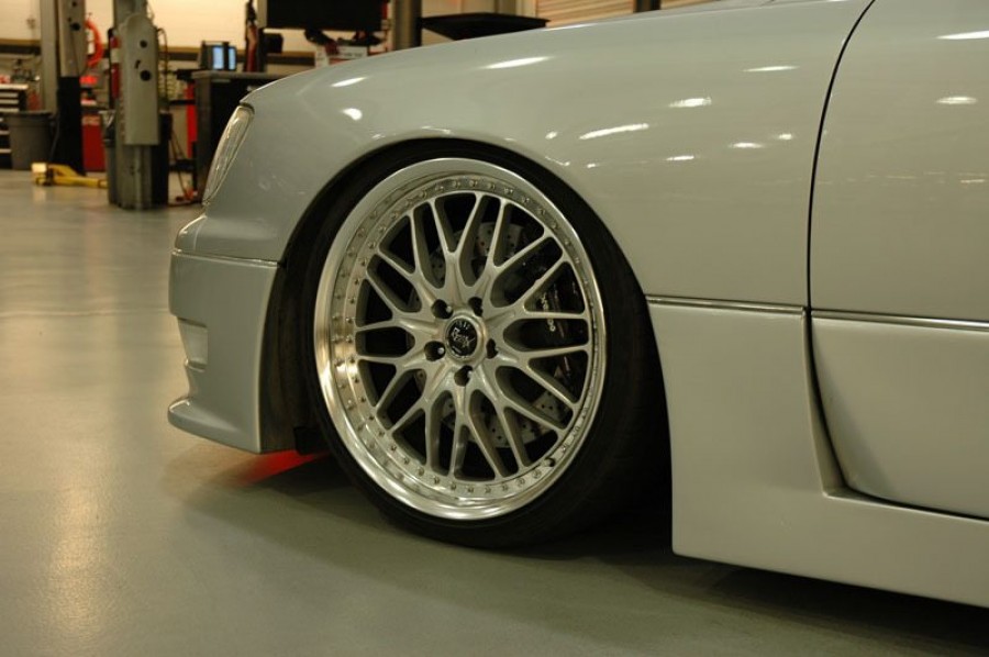 Lexus LS LS 400, XF20 Räder Work Rezax 2 R20 8.5J ET30 225/30 10J ET25 255/35