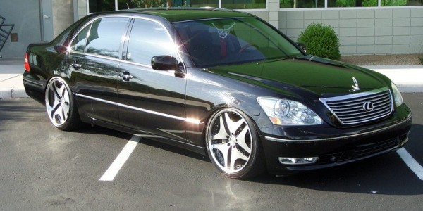 Lexus LS