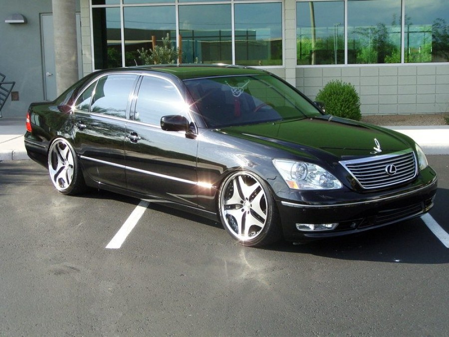 Lexus LS LS 430, XF30 Räder Trafficstar RTV R20 9J ET30 245/35 10J ET23 255/35