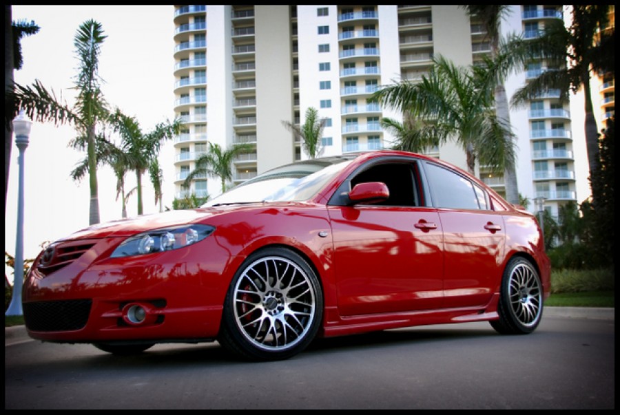 Mazda 3 1. Generation Räder Tenzo Type M R18 8J ET45 225/40