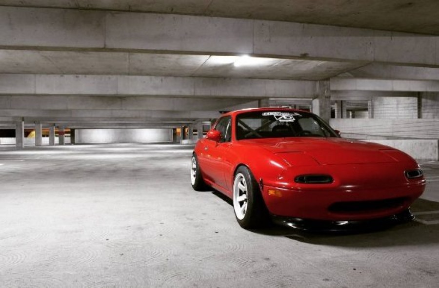 Mazda MX-5 Miata NA Räder Rota Grid R15 9J ET36 225/45