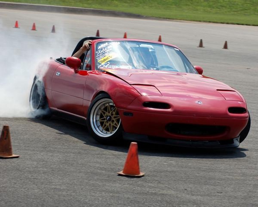 Mazda MX-5 Miata NA Räder Work Equip 03 R15 8J 195/50