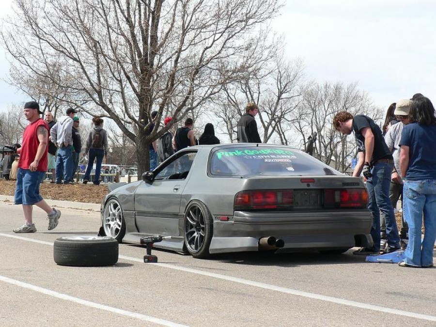 Mazda RX-7 FC Räder OEM Nissan Skyline R33 GTR R17 9J ET30 215/40 Work Emotion CR KAI R18 9.5J ET12 235/40