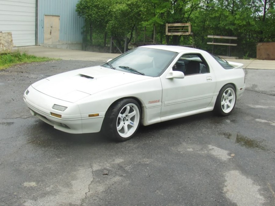 Mazda RX-7 FC Räder Rays Volk Racing TE37 R17 9J ET22 235/45 9.5J ET12 245/45