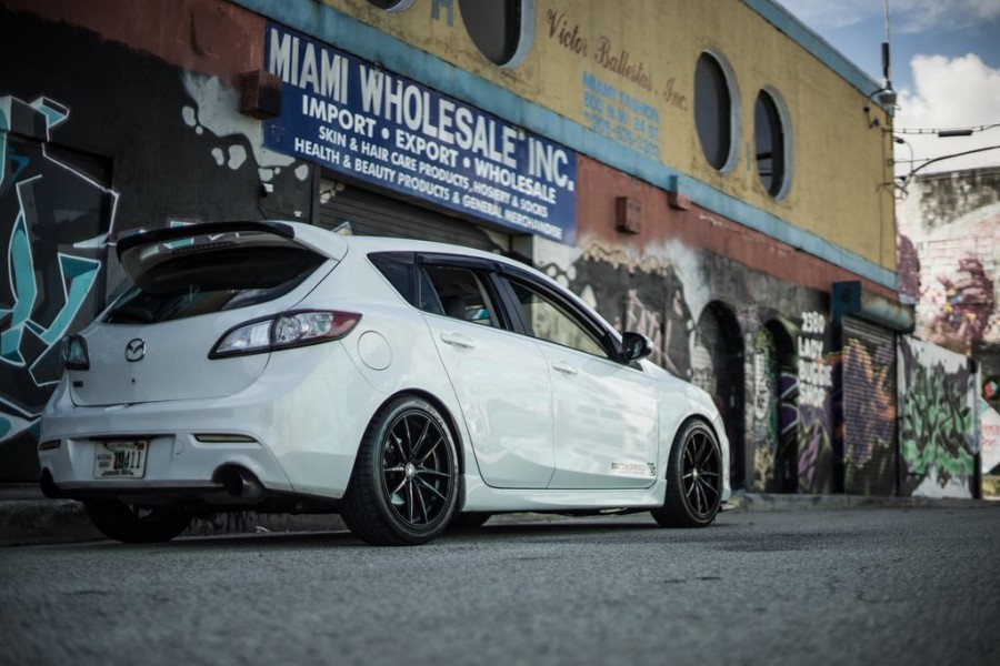 Mazda 3 2. Generation Räder Konig Wheels Oversteer R17 8J ET45