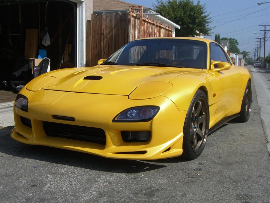 Mazda RX-7 FD Räder Rays Volk Racing TE37 R18 9.5J ET22 255/35 R19 10.5J 285/30