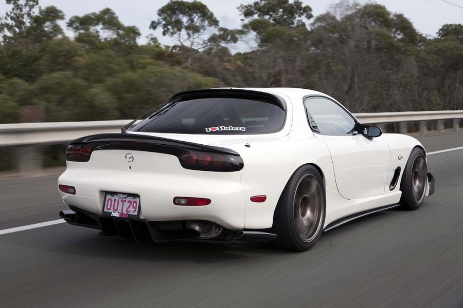 Mazda RX-7 FD Räder Work Emotion XT7 R18 9.5J ET20 235/40 265/35