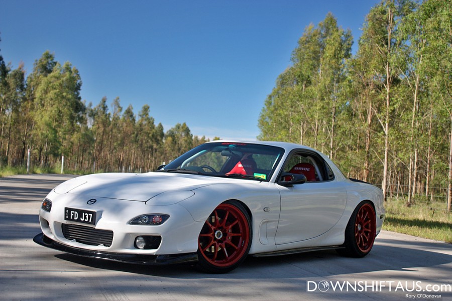 Mazda RX-7 FD Räder Rays Volk Racing CE28N R18 9.5J ET22 225/40 R19 10.5J ET12 245/35