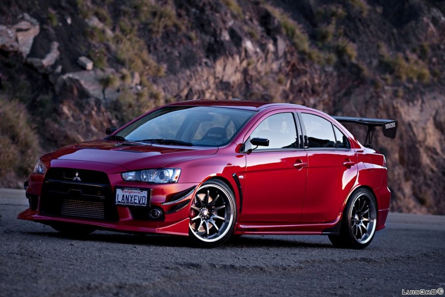 Mitsubishi Lancer Evolution X Räder Rays Volk Racing CE28N R19 10.5J ET22 275/35