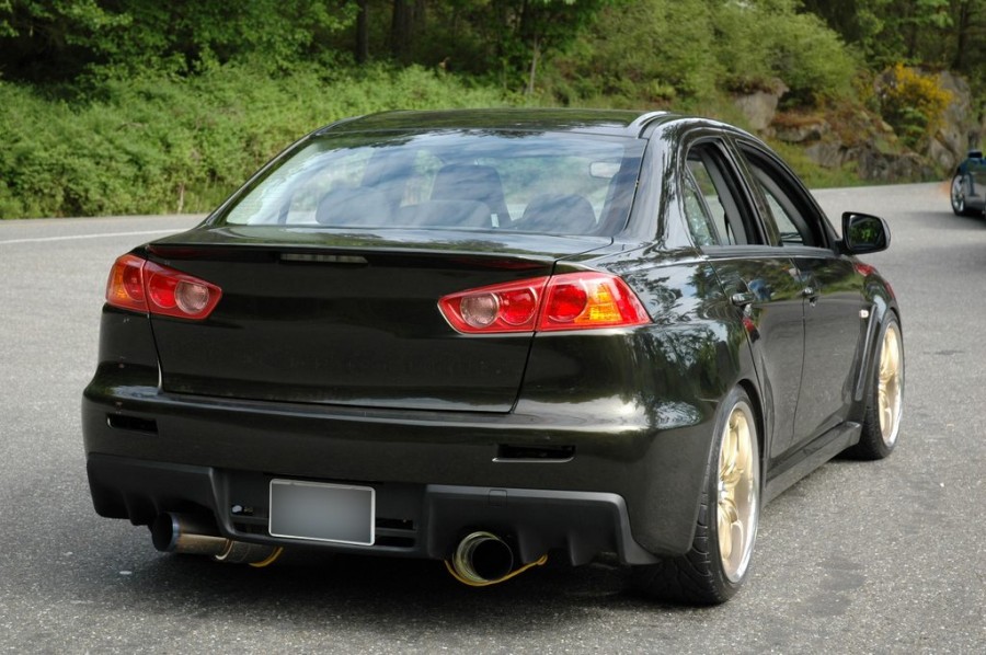 Mitsubishi Lancer Evolution X Räder Rays Volk Racing GT-F R19 9.5J ET17 245/35
