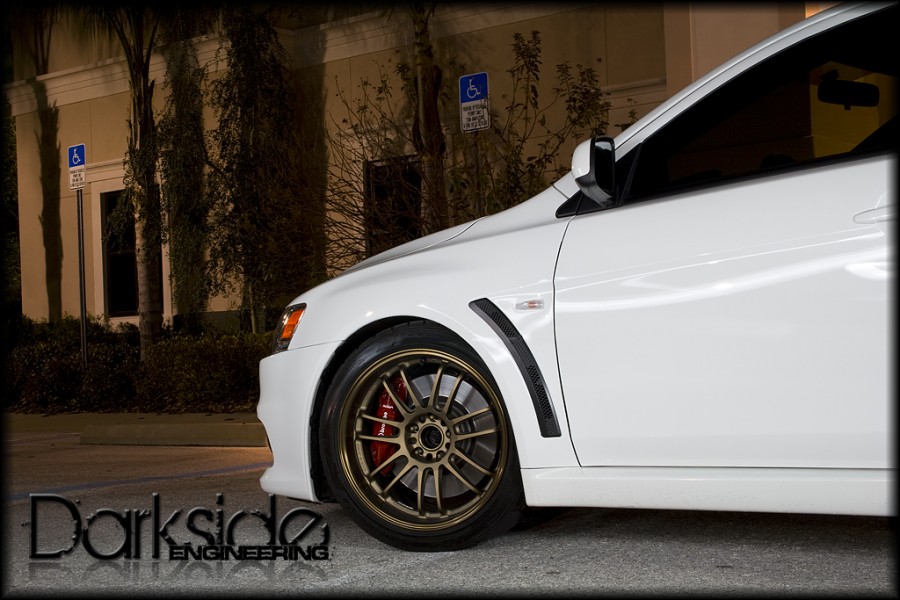 Mitsubishi Lancer Evolution X Räder Rays Volk Racing RE30 R18 10.5J ET18 275/35