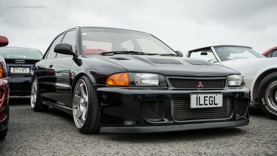 Mitsubishi Lancer Evolution I Räder Koya Drift Tek R17 8J ET30 205/40 9J ET35