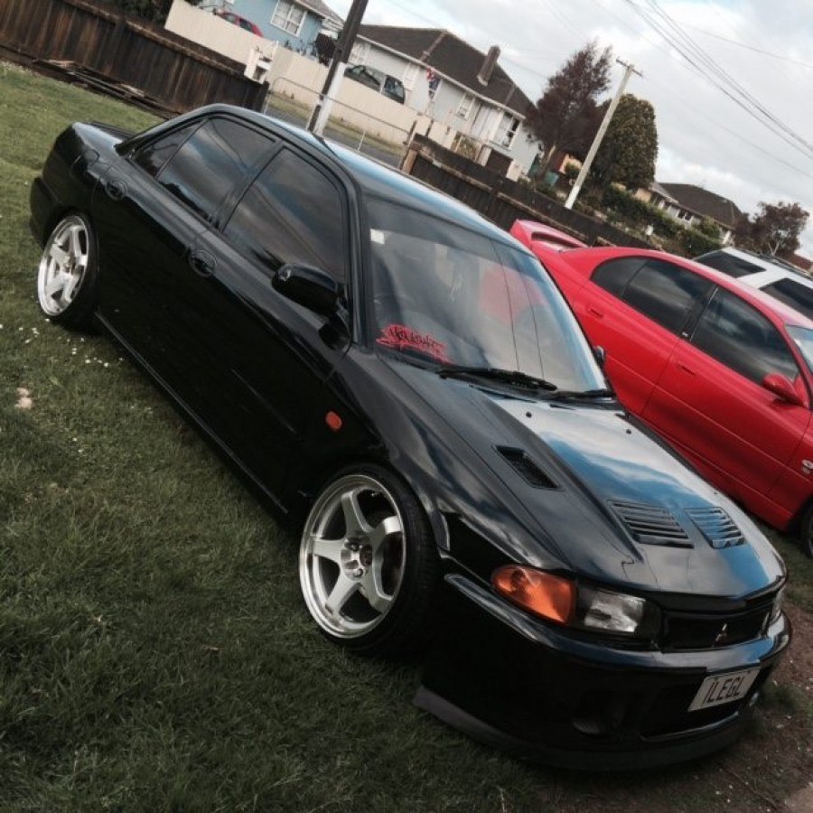 Mitsubishi Lancer Evolution I Räder Koya Drift Tek R17 8J ET30 205/40 9J ET35