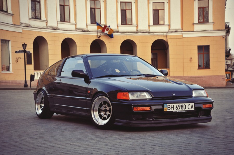 Honda CR-X 2. Generation Räder Rota Shakotan R15 8J ET10 195/45