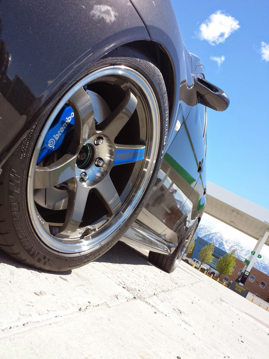Mitsubishi Lancer Evolution X Räder Rays Volk Racing TE37SL R18 9.5J ET22 265/35