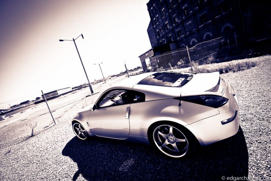 Nissan 350Z Räder AME SPECULAR R R19 9J ET20 245/35 10J 265/30