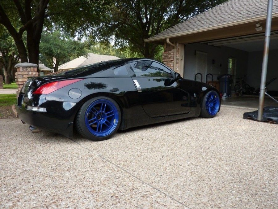 Nissan 350Z Räder Enkei RPF1 R18 10.5J ET15 245/40 ET-5