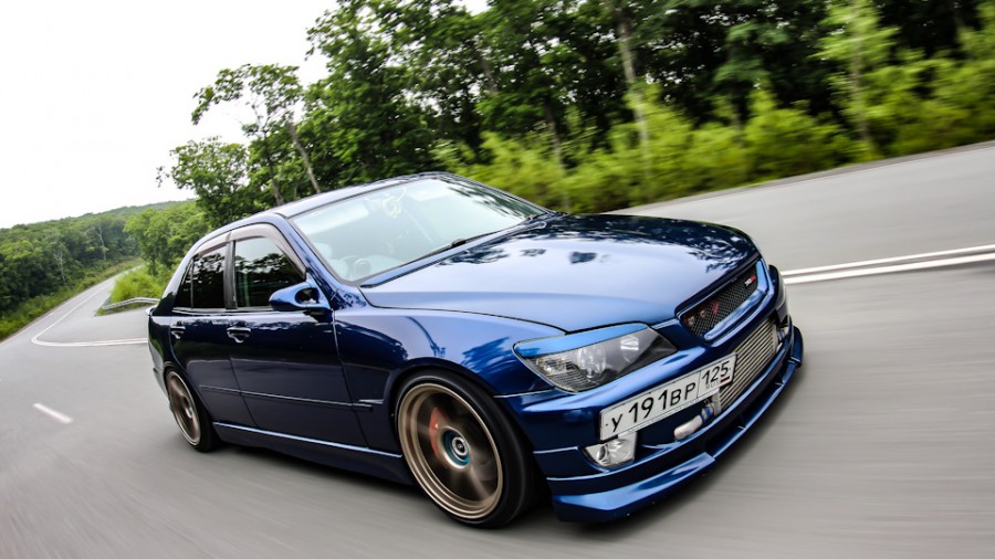 Toyota Altezza Räder CST Hyper Zero 1 R18 9J ET30 225/40