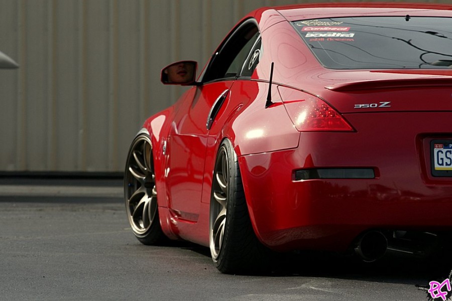 Nissan 350Z Räder Work Emotion CR KAI R18 9.5J ET12 225/40