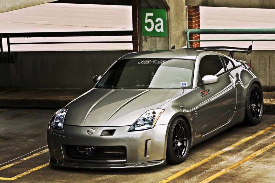 Nissan 350Z Räder Rota Torque R R18 9.5J ET20 255/35 295/30
