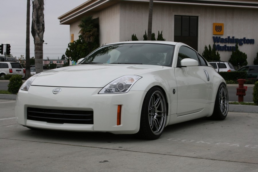 Nissan 350Z Räder AME Tracer TM-02 R19 9.5J ET12 245/35 10.5J ET2 275/35