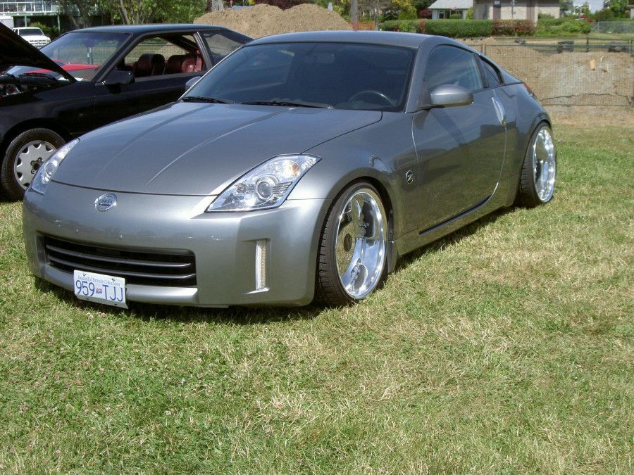 Nissan 350Z Räder Work Euroline DH R19 9.5J ET4 225/35 10.5J ET-15 235/35