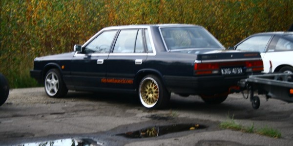 Nissan Laurel