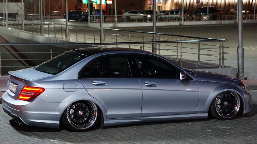 Mercedes-Benz C-Class W204 rines SSR Professor SP3 19″ 10J ET49