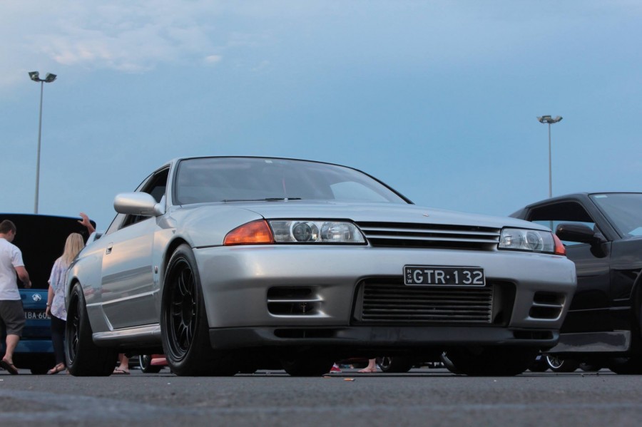 Nissan Skyline R32 rines Enkei RPF1 17″ 10J ET18 255/40 GTR 