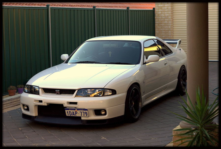 Nissan Skyline R33 rines Rays Volk Racing TE37SL 18″ 10.5J ET15 265/35 GTR 