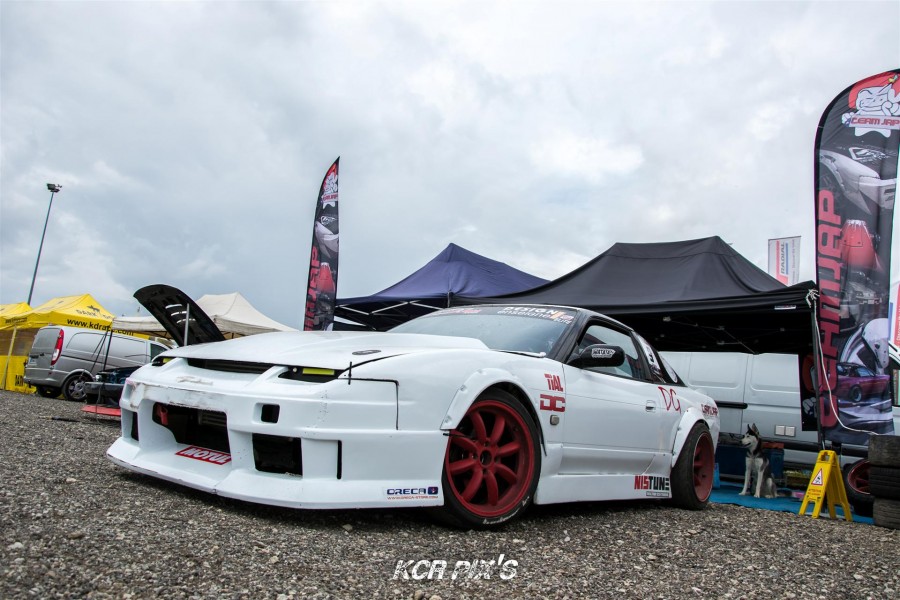 Nissan Silvia S13 rines Rota RB-R 17″ 7.5J ET-16 215/40 RB-X 9J ET-33 235/45