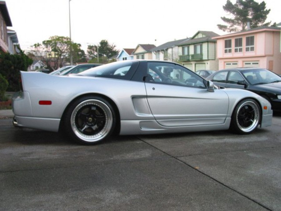 Acura NSX 1 generation. NA1, NA2 rines Work Meister S1 3P 18″ 8J ET31 225/35 19″ 10.5J ET41 275/30