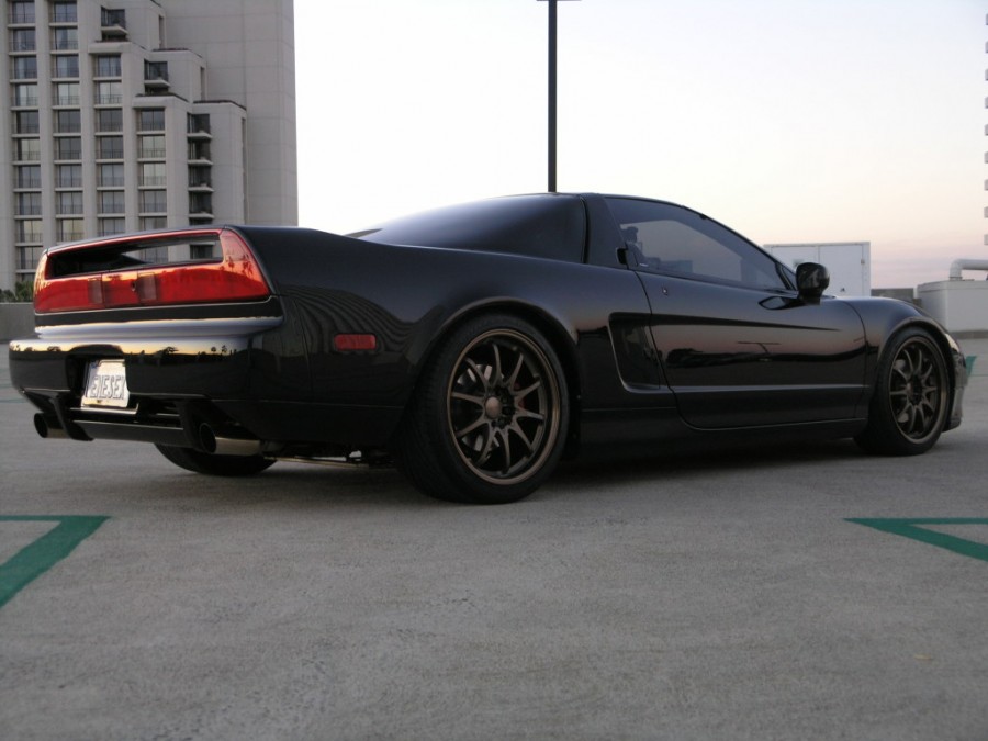 Acura NSX 1 generation. NA1, NA2 rines Rays Volk Racing CE28N 17″ 8J ET38 215/40 18″ 9.5J ET40 265/30
