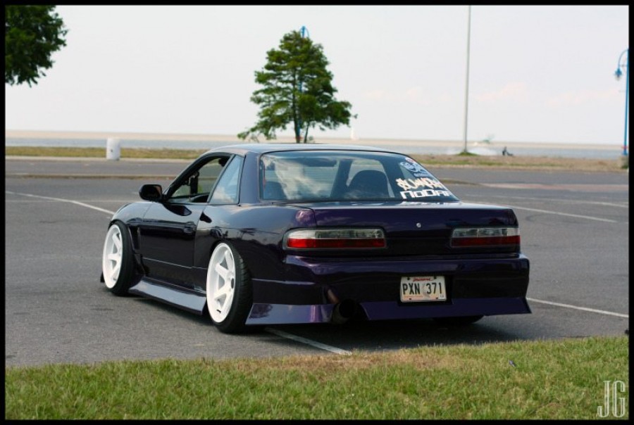 Nissan Silvia S13 rines Varrstoen ES 2.2.2 18″ 10.5J 225/40 255/35