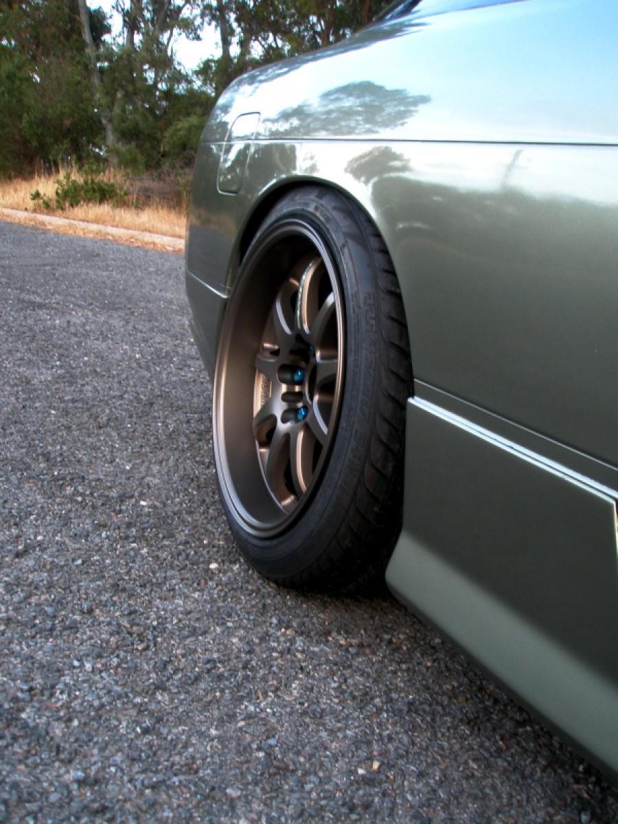 Nissan Silvia S13 rines Work Emotion XD9 17″ 9.5J ET17 215/45 225/45
